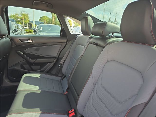 Used 2025 Volkswagen Jetta GLI Autobahn FWD image 11