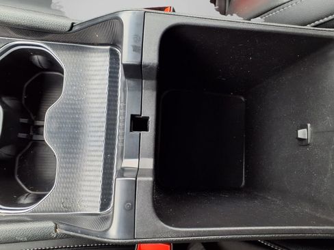 New 2025 Jeep Grand Cherokee Limited w/ Black Appearance Package image 13