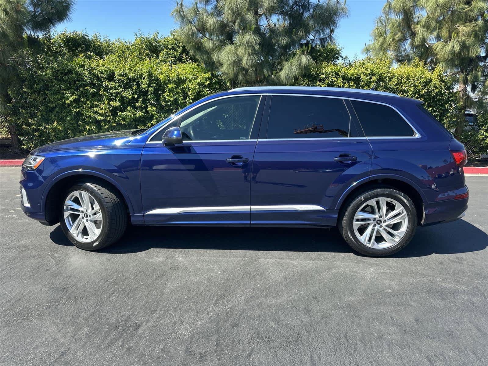 Used 2021 Audi Q7 2.0T Premium Plus w/ Premium Plus Package AWD/4WD image 3