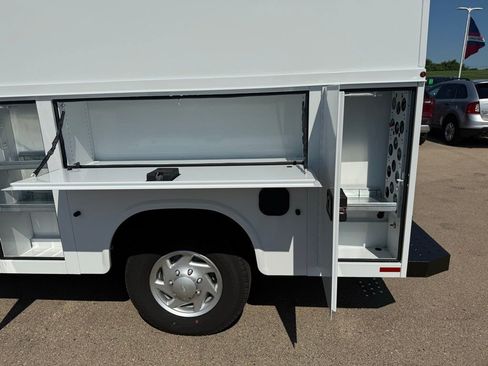 New 2026 Ford E-350 and Econoline 350 Super Duty w/ Power Equipment Group RWD image 26