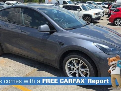 Used 2023 Tesla Model Y Long Range AWD/4WD image 2