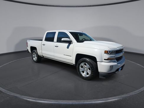 Used 2018 Chevrolet Silverado 1500 LT w/ All Star Edition AWD/4WD image 2