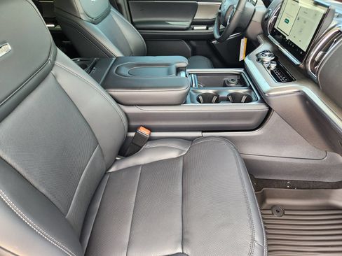 New 2026 Ford Expedition Platinum AWD/4WD image 14