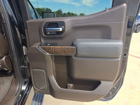 Used 2019 GMC Sierra 1500 Denali w/ Denali Ultimate Package AWD/4WD image 22