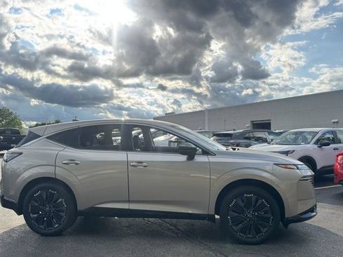 Used 2025 Nissan Murano Platinum w/ Cargo Package AWD/4WD image 7