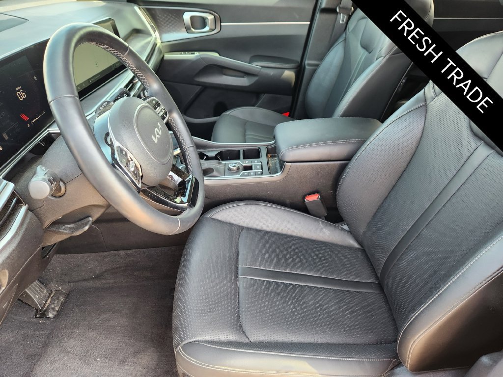 Certified 2025 Kia Sorento S w/ Panoramic Sunroof Package FWD image 12