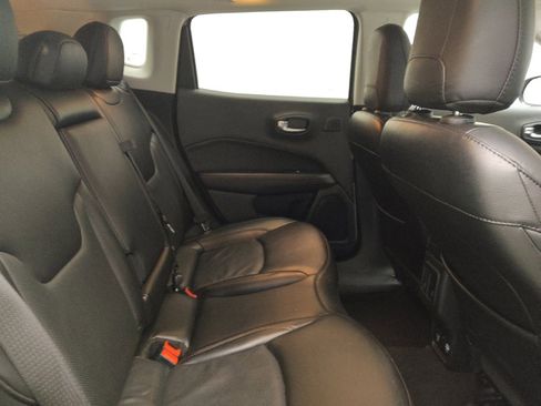 Used 2021 Jeep Compass Limited w/ Sun and Sound Group image 19