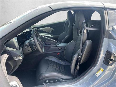 Used 2024 Chevrolet Corvette Stingray Preferred Cpe w/ Z51 Performance Package RWD image 25