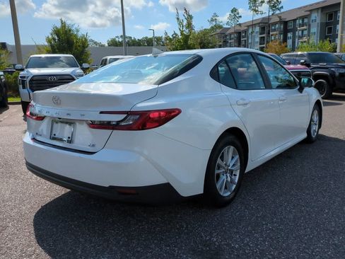 Used 2025 Toyota Camry LE FWD image 6