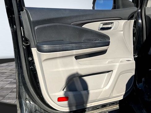 Used 2016 Honda Pilot EX-L image 16