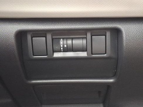 Used 2026 Subaru Forester Premium AWD/4WD image 24