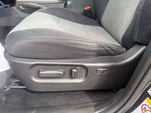 Used 2020 Toyota Tacoma TRD Sport image 13