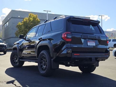 Used 2025 Toyota 4Runner TRD Off-Road Premium image 23