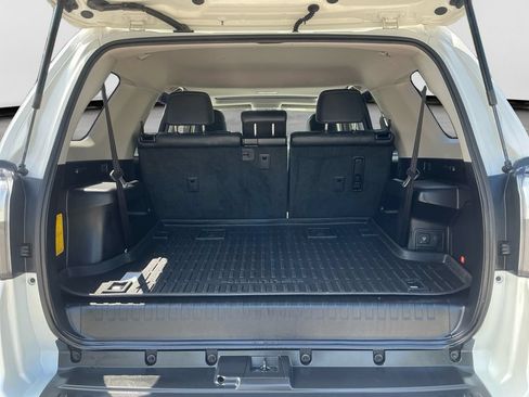 Used 2017 Toyota 4Runner Limited AWD/4WD image 17