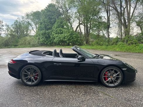 Used 2017 Porsche 911 Carrera 4S AWD/4WD image 6