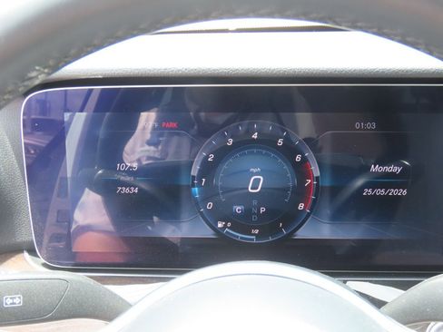 Used 2019 Mercedes-Benz E 300 image 27