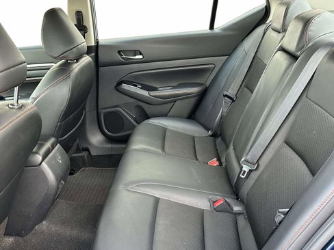 Used 2023 Nissan Altima 2.5 SR image 12