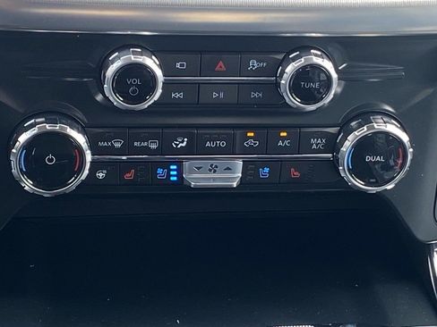 New 2025 Ford F150 Lariat w/ Equipment Group 501A Mid image 8