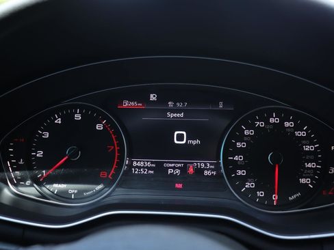 Used 2020 Audi A4 2.0T Premium w/ Convenience Package image 28