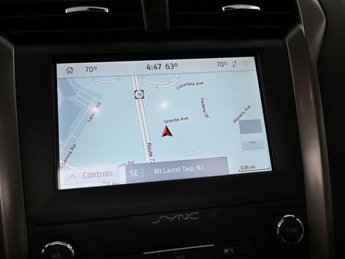 Used 2020 Ford Fusion SE image 15