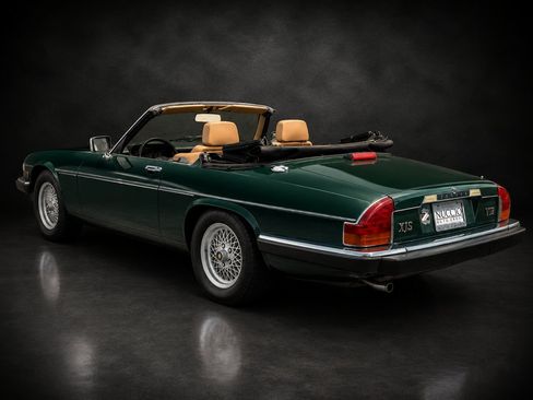 Used 1989 Jaguar XJS V12 Convertible RWD image 4