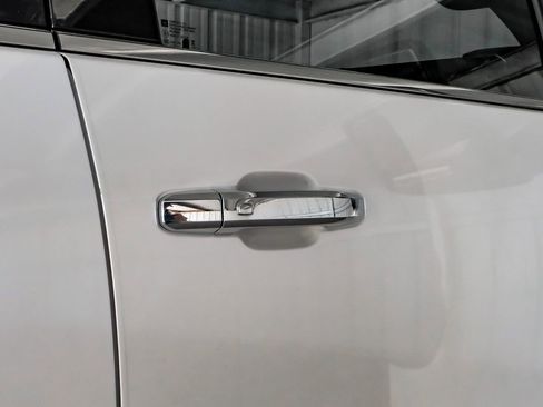 Used 2025 Chevrolet Silverado 3500 High Country w/ High Country Premium Package image 42