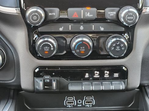 New 2026 RAM 1500 Big Horn AWD/4WD image 19