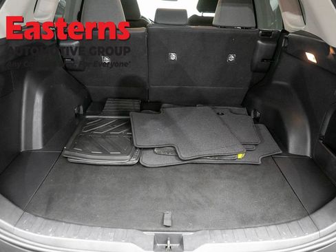 Used 2021 Toyota RAV4 XLE w/ XLE Grade Weather Package AWD/4WD image 9