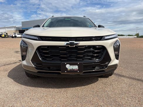 New 2026 Chevrolet Trax ACTIV w/ Driver Confidence Package FWD image 9