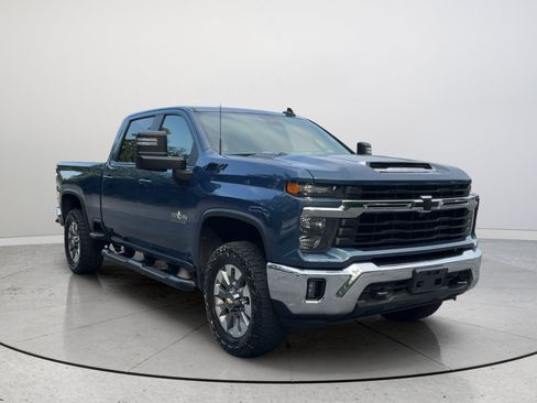 Used 2024 Chevrolet Silverado 2500 LT w/ Texas Edition AWD/4WD image 1