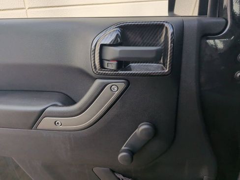 Used 2016 Jeep Wrangler Unlimited Sport w/ Max Tow Package image 23