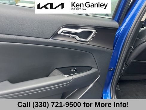 Certified 2025 Kia Sportage EX w/ Premium Package image 48
