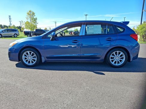 Used 2013 Subaru Impreza 2.0i Premium w/ All-Weather Pkg AWD/4WD image 4