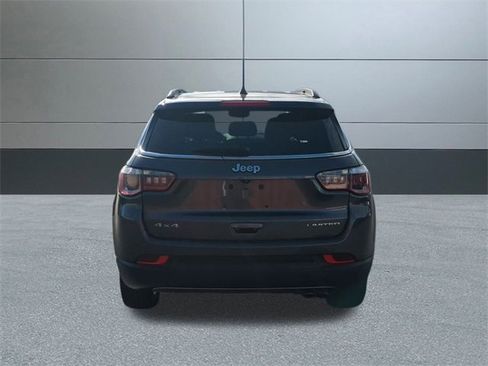 Certified 2019 Jeep Compass Limited image 5