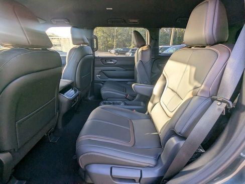 New 2026 Nissan Armada SL w/ Captain's Chari Seat Package RWD image 15
