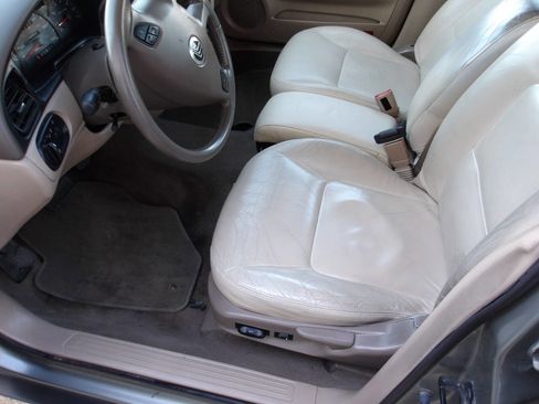 Used 2002 Mercury Sable LS Premium image 5