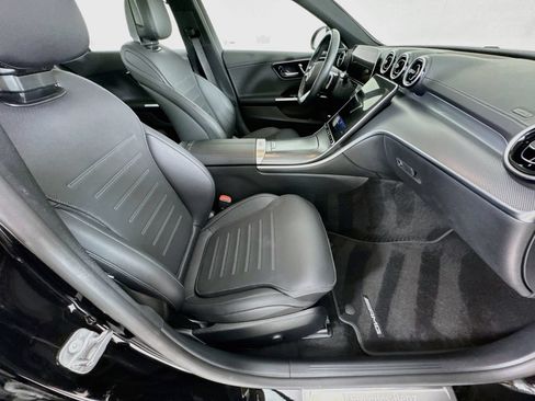 Used 2024 Mercedes-Benz C 300 Sedan image 31