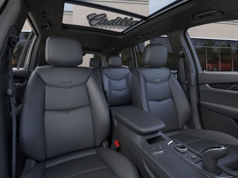 New 2025 Cadillac XT6 Premium Luxury image 16