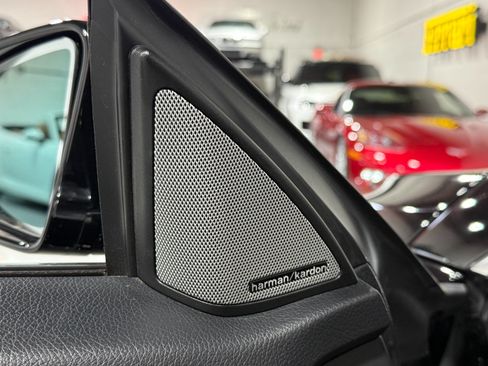 Used 2014 Mercedes-Benz E 550 Cabriolet image 70