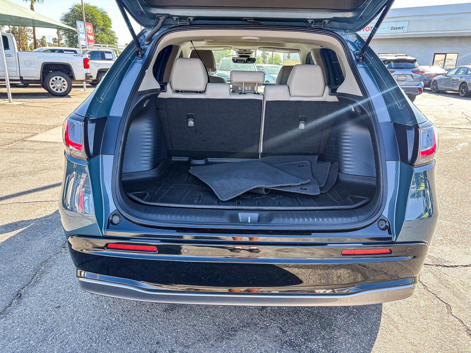 Certified 2025 Honda HR-V EX-L image 13