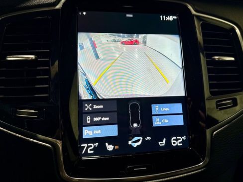 Used 2022 Volvo XC90 T6 Momentum w/ Advanced Package image 5