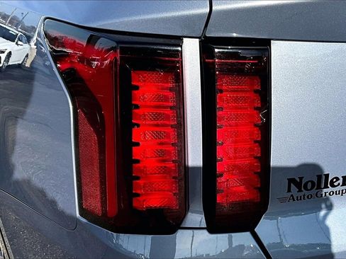 Used 2021 Kia Sorento S image 31