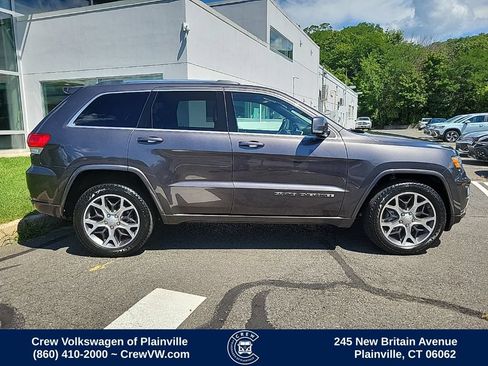 Used 2018 Jeep Grand Cherokee Limited AWD/4WD image 39