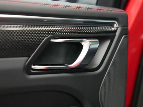 New 2026 Porsche Macan GTS image 15