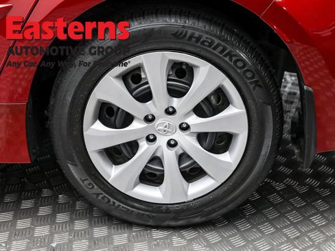 Used 2023 Toyota Corolla LE image 8