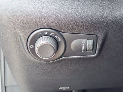 Used 2023 Jeep Compass Sport AWD/4WD image 27