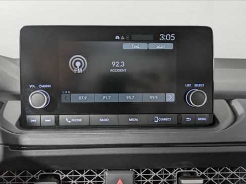 Used 2025 Honda Accord SE image 30