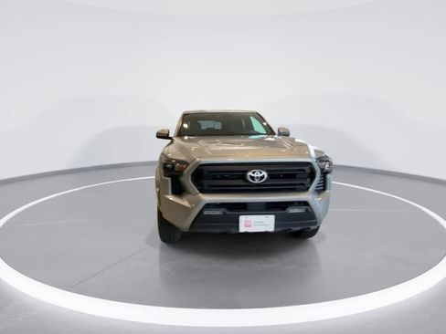 Used 2024 Toyota Tacoma SR5 AWD/4WD image 3