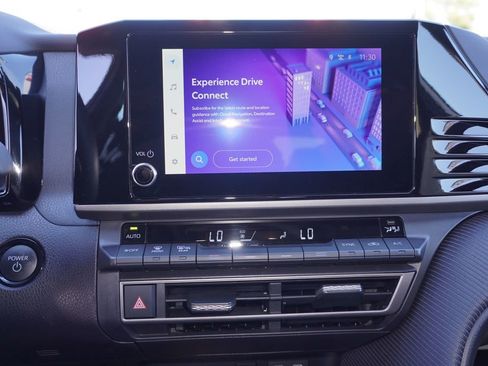 Certified 2025 Toyota Camry SE image 17