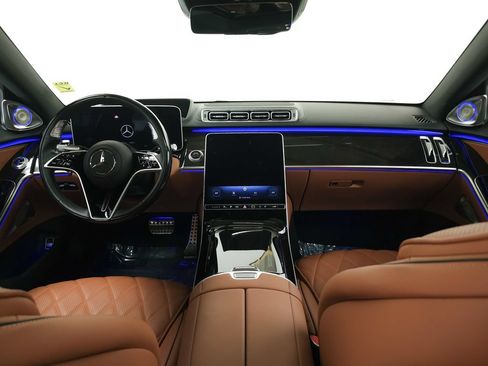 Certified 2025 Mercedes-Benz S 580e 4MATIC Sedan image 26